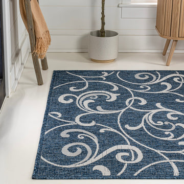 Maribel Traditional Classic All-Over Scroll Area Rug